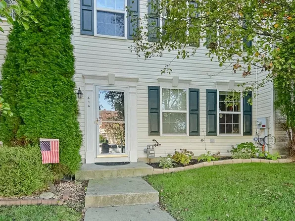 414 Dickens Dr, Lancaster, PA 17603
