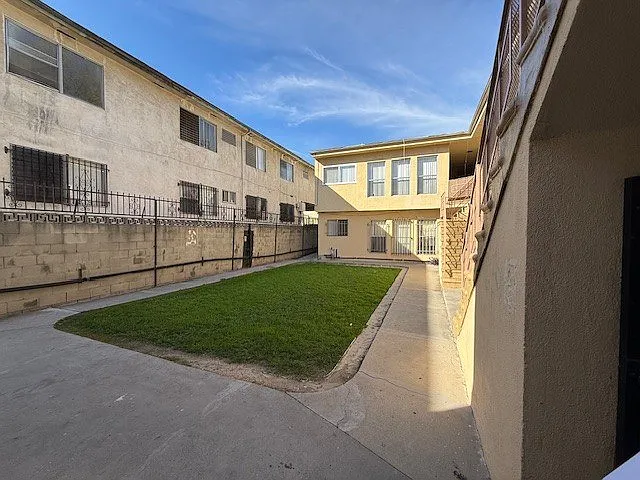 3877 Coco Ave — Photo 6