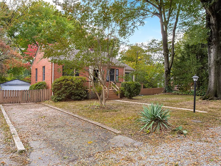 1301 Orchard Rd — Photo 3