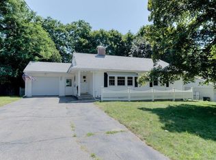 12 Chevy Chase Rd, Worcester, MA 01606