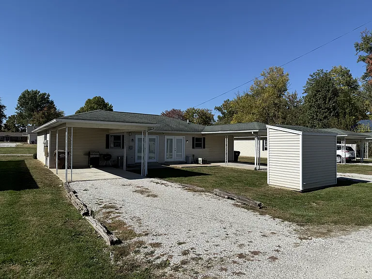 1105 N Indiana St — Photo 19