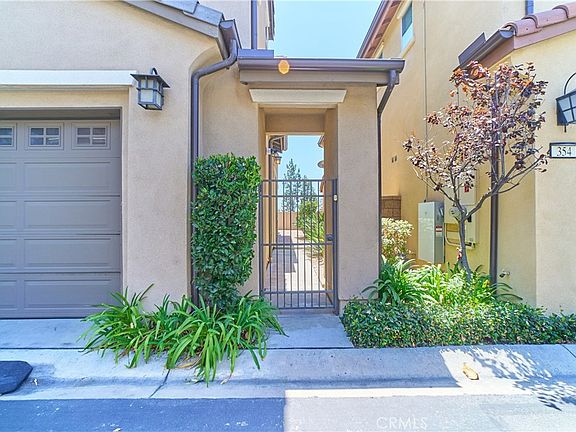2nd image of 350 Catalina Way
