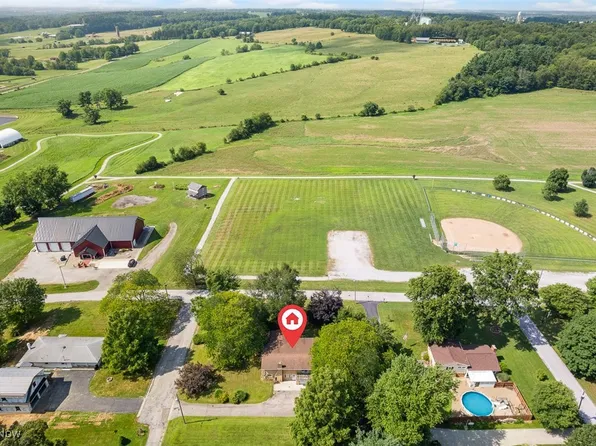 250 Church St, Apple Creek, OH 44606