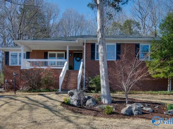 1727 Alm Dr NE, Huntsville, AL 35811