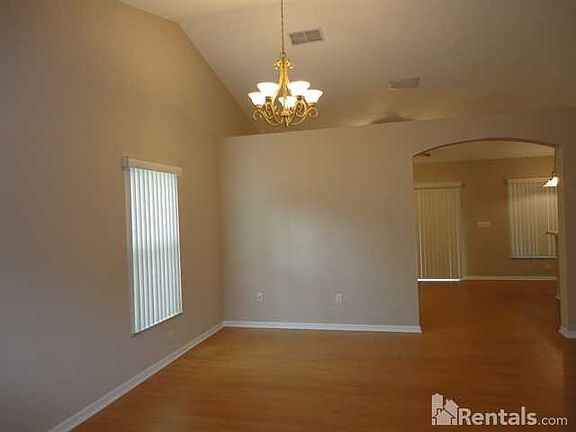 3rd image of 5807 Black Walnut Ct