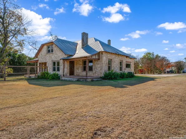 108 Oak Bluff, Boerne, TX 78006