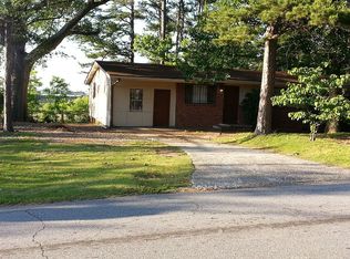 1443 Shoreham Dr, Atlanta, GA 30349