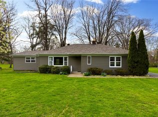 2414 4th St, Charleston, IL 61920