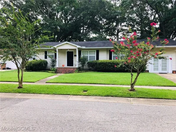 61 W Sherwood Dr, Mobile, AL 36606