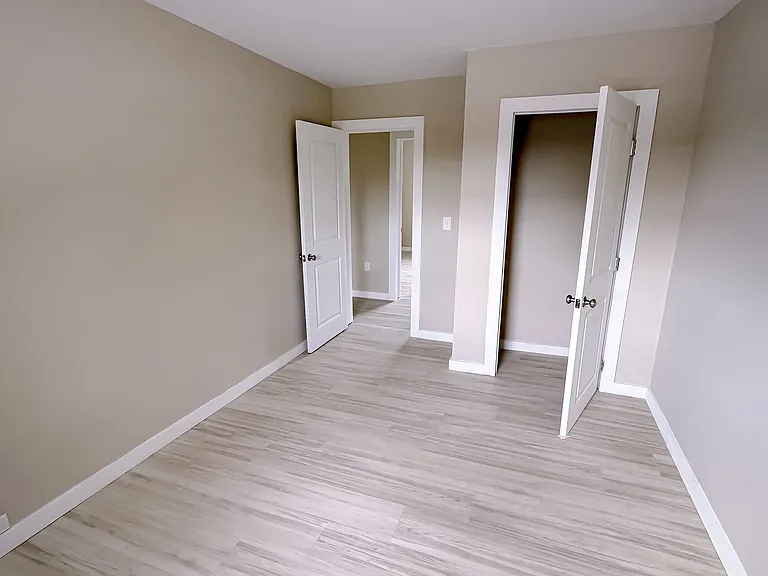 181 Pine St #2 — Photo 15