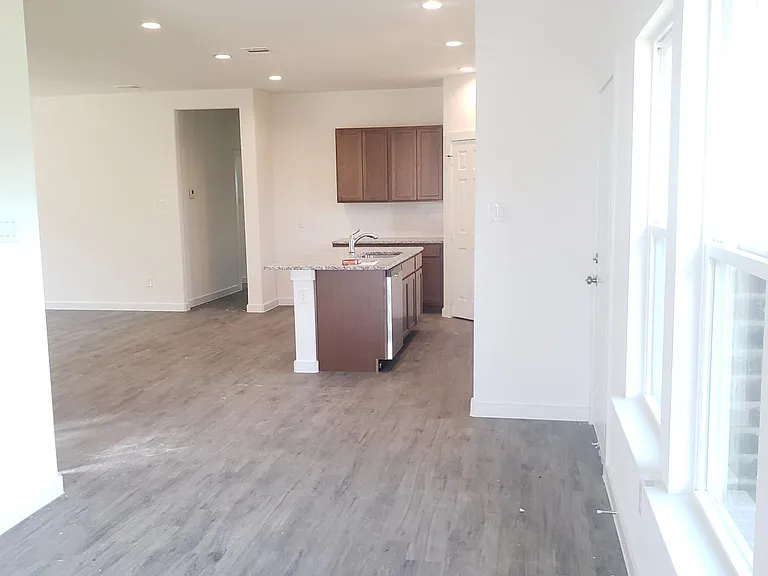 10501 Cedar Ct — Photo 9