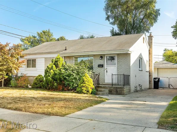 936 E Katherine Ave, Madison Heights, MI 48071