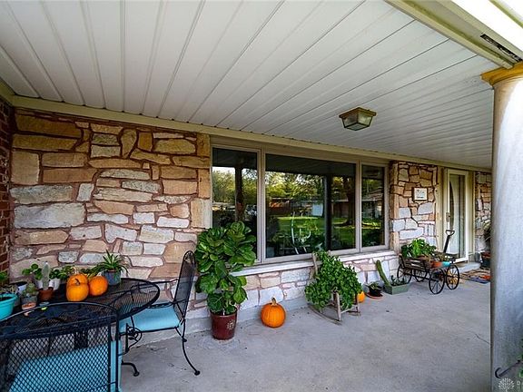 4th image of 2708 Richlawn Cir