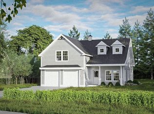 24 Glenmere Cir, Reading, MA 01867