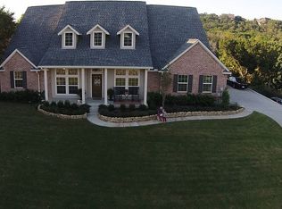 808 Poage Dr, Woodway, TX 76712