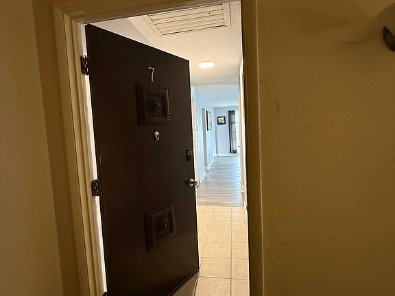 4th image of 11914 Gravois Rd APT 7