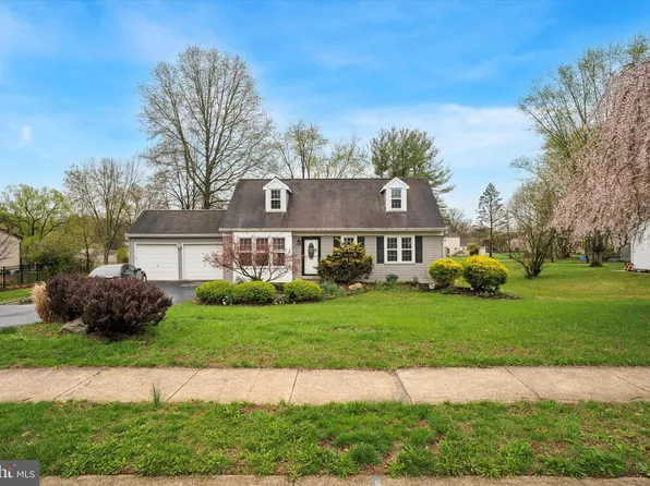 5016 Coldsprings Dr, Collegeville, PA 19426