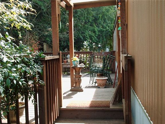 3rd image of 9218 12th Pl SE