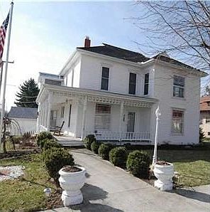 1st image of 303 W Taylor St