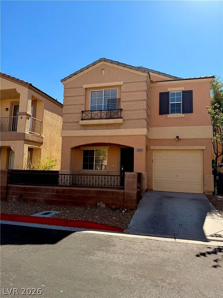 2 bed, 2.5 bath, 1372 sqft, $2,300 — Photo 1