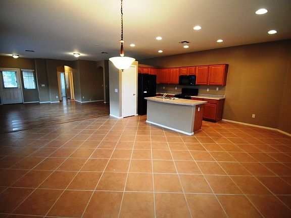5th image of 12926 W Aster Dr