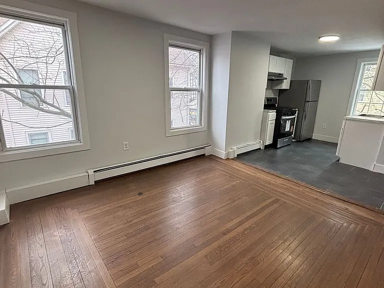 57 Thompson St — Photo 15