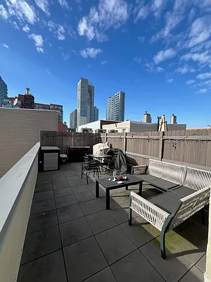 Rented by Charney Real Estate LLC | media 1