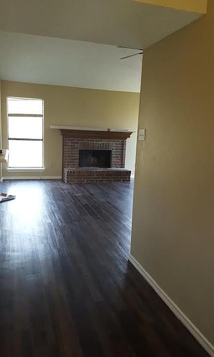 2nd image of 1319 Bryan Pl
