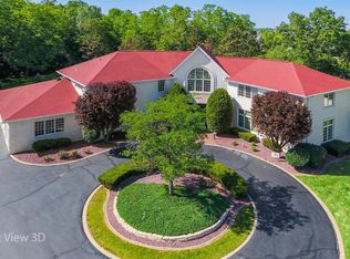 440 Morningside Dr, Crown Point, IN 46307