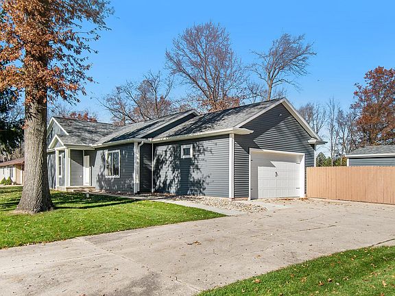 3rd image of 21553 County Road 18