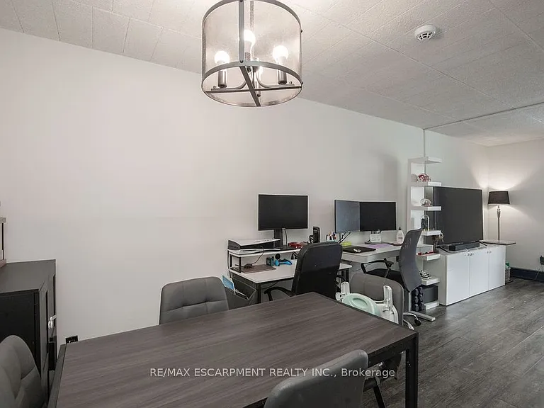 71 Vanier Dr #110 — Photo 15