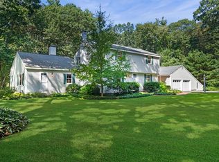 118 Herrick Rd, Boxford, MA 01921
