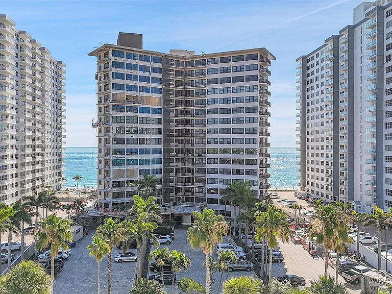 3800 Galt Ocean Dr #404 — Photo 23