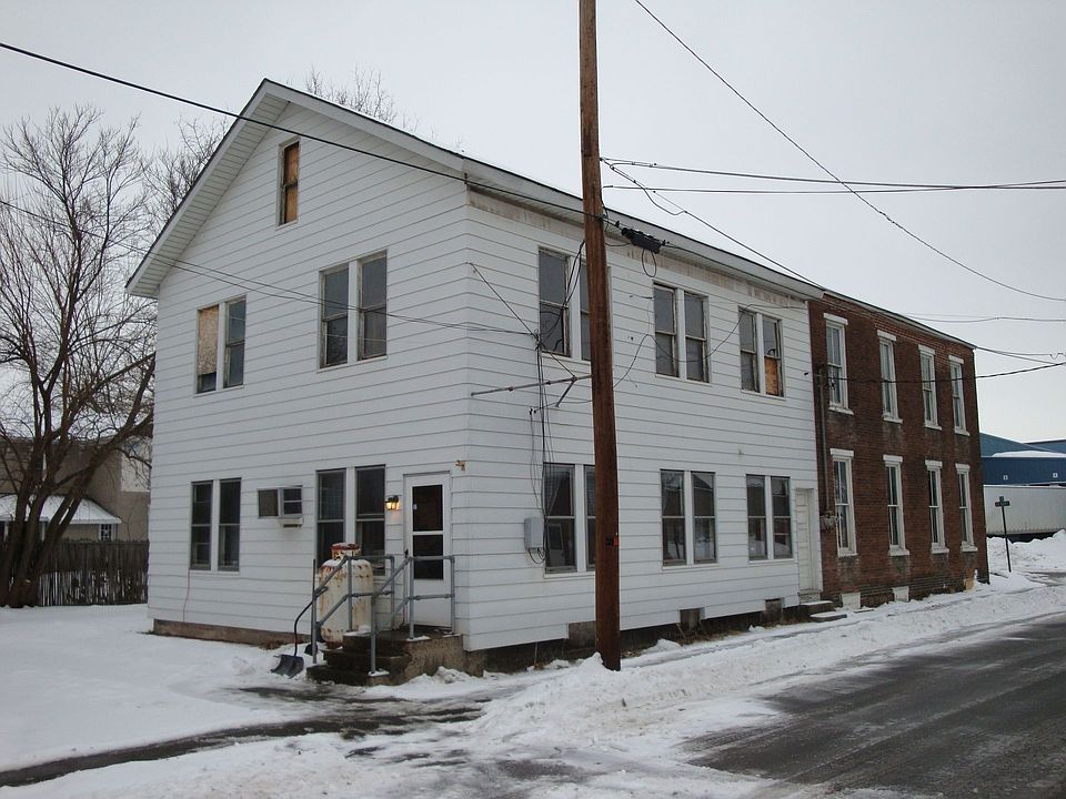 1st image of 501 Ash St