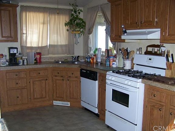 3rd image of 2308 Collins Ave