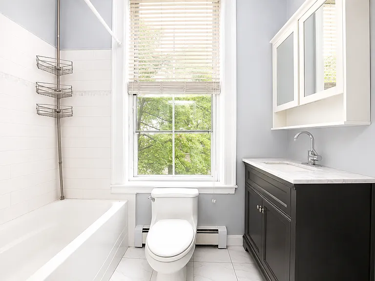 73 Main St #7 — Photo 7