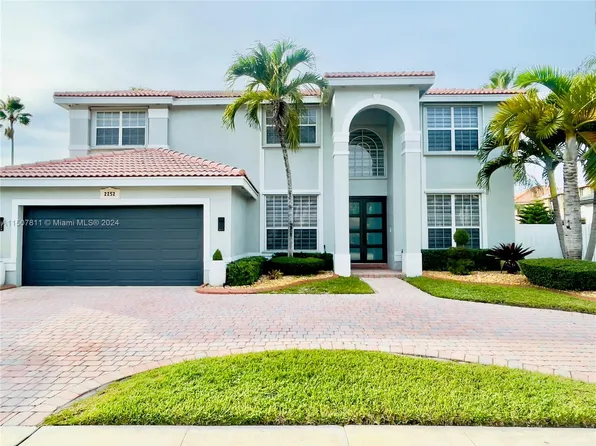2252 SW 180th Ave, Miramar, FL 33029