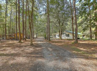 286 Pork Chop Ln, Bonneau, SC 29431