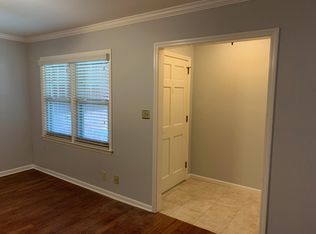 570 S May St APT 20, Southern Pines, NC 28387