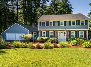 7 Country Way, Medfield, MA 02052