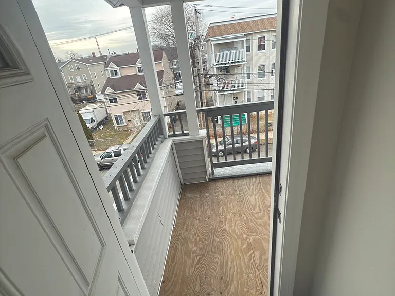 54-56 6th St #55-56 — Photo 20