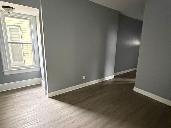 3rd image of 9 N 17th St #1