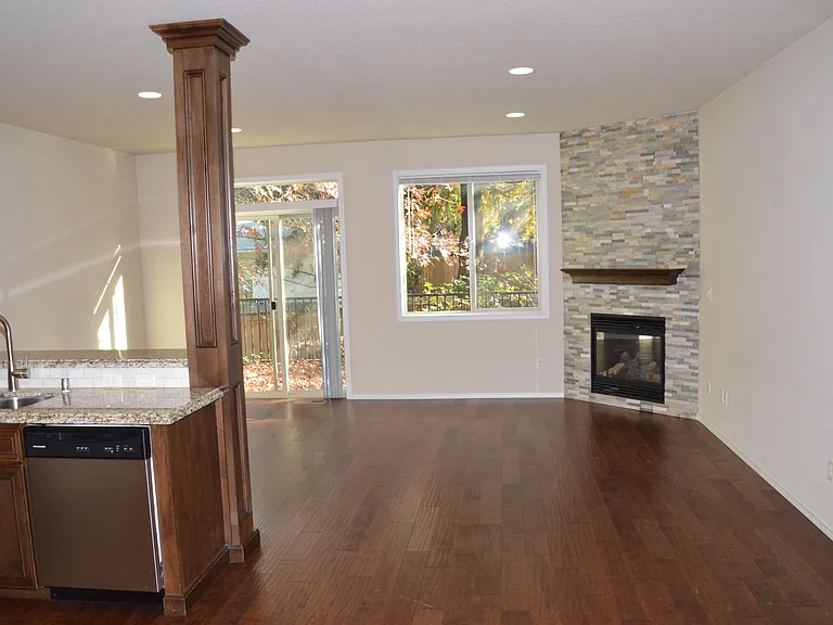 6713 NE 56th Way #ST9 — Photo 7