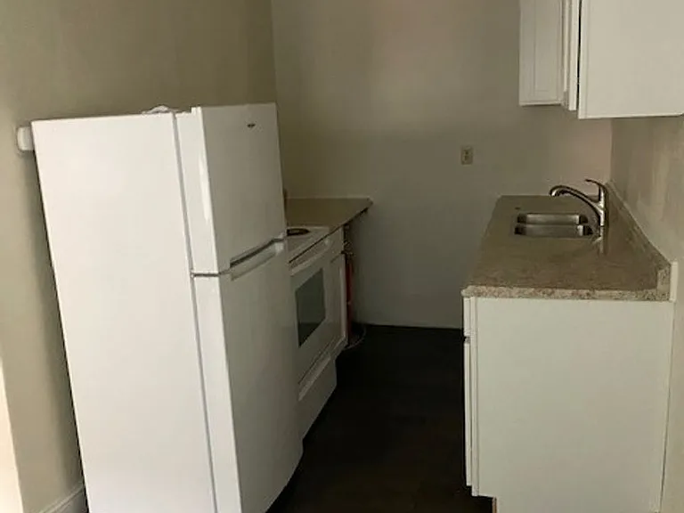 321 E. Taylor Street — Photo 15