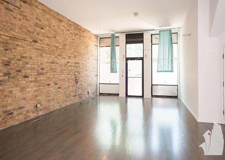 1st image of 2049 N Hoyne Ave APT 1N