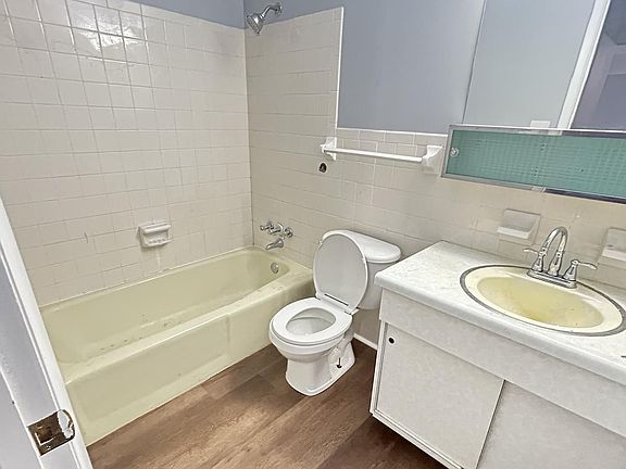 3rd image of 2414 King Ave APT 9