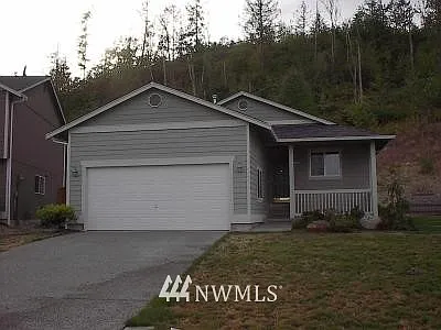 17804 109th StCt E photo 1