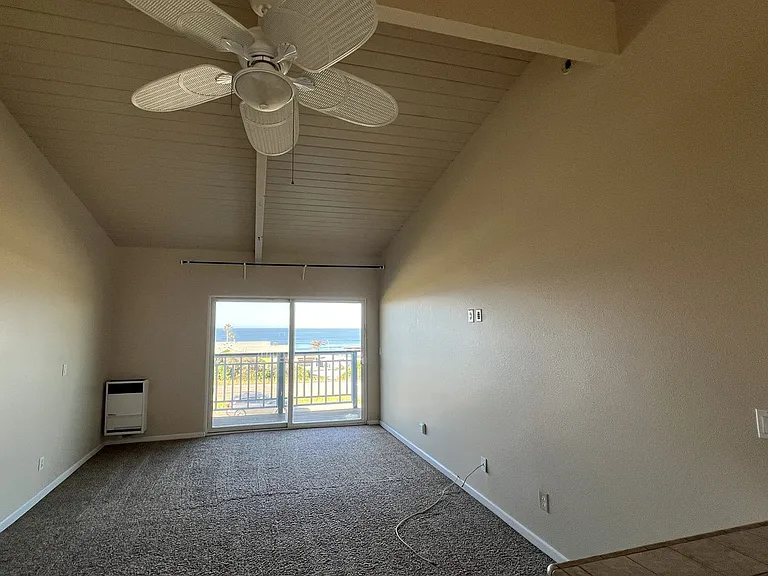 3302 Ocean Blvd — Photo 4