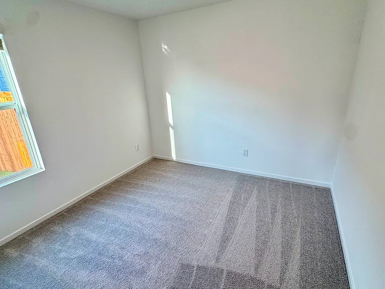 4224 Jutland Dr — Photo 9