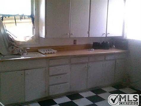 1st image of 614 Cumberland St